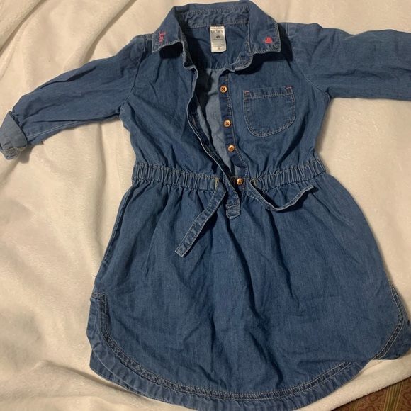 size 4 girl coat, 2 jeans and dress - Picture 3 of 3
